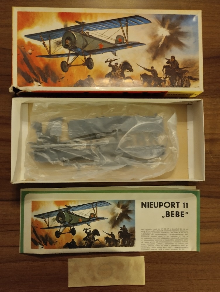 Modely letadel,Směr,plastové stavebnice. - 6