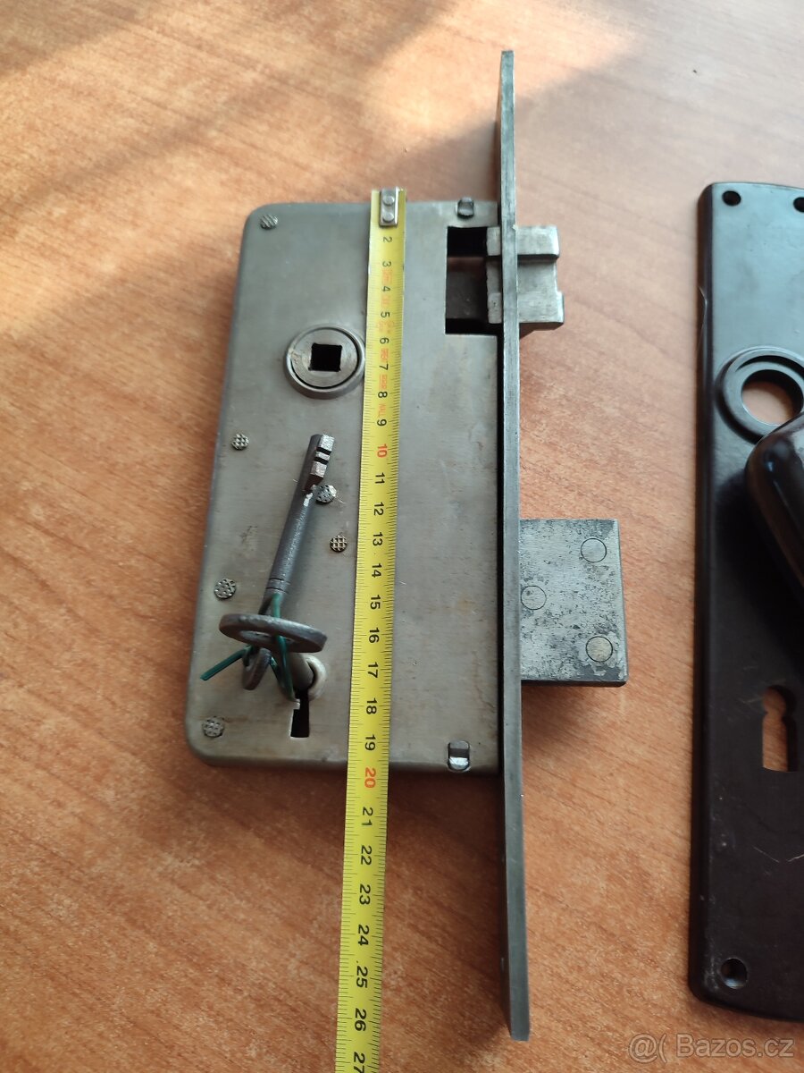 Zámek na vrata - dozický - 6