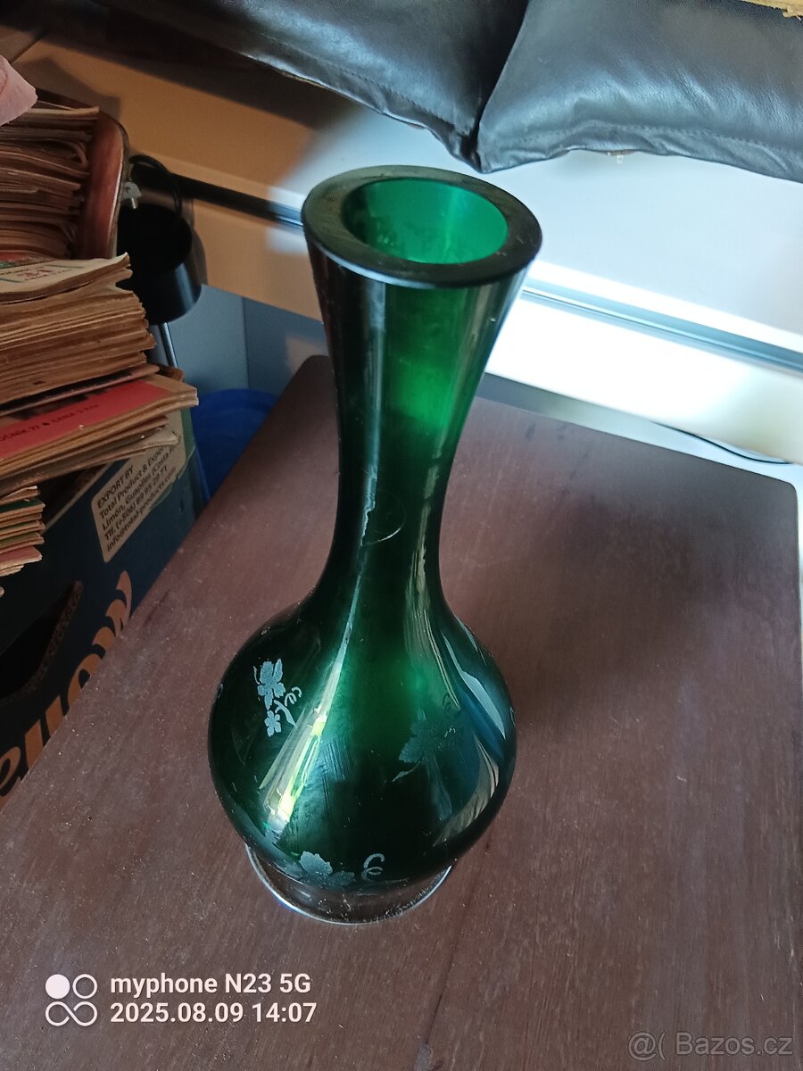Staré barevné ambrove sklo hutní vázy mísy sklenice - 6