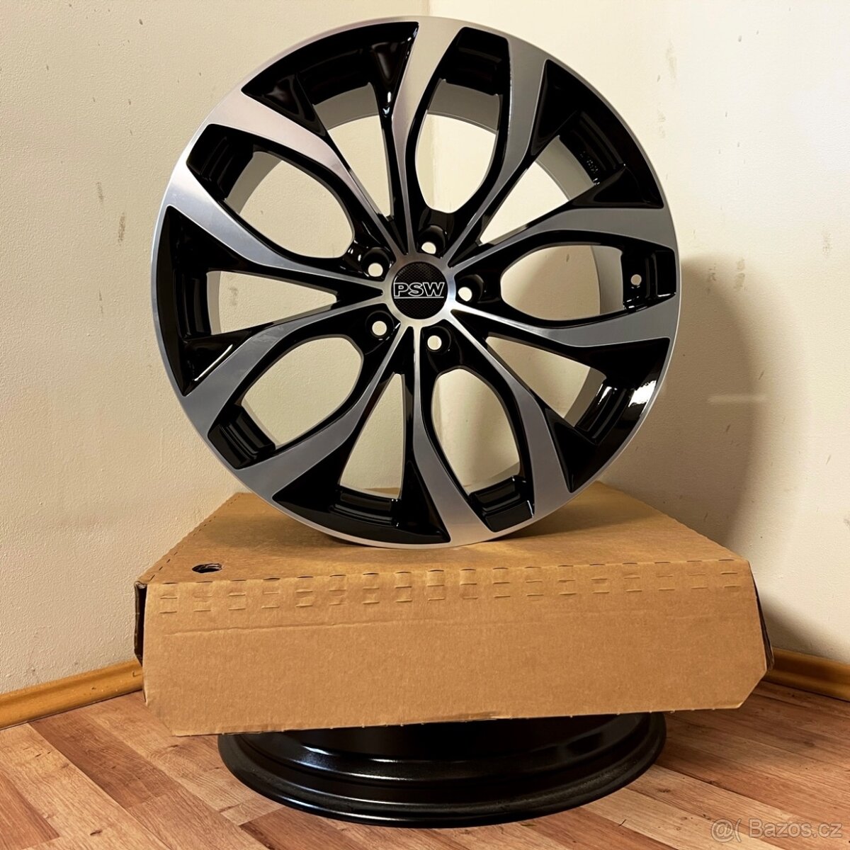 KRÁSNÁ NOVÁ PSW 5x110 R20 ET32 (8,5Jx20) 65,1mm - 6