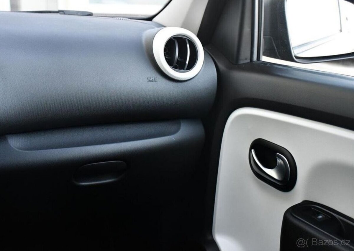Renault Twingo EQUILIBRE ELECTRIC CARPLAY 1.M1 - 6