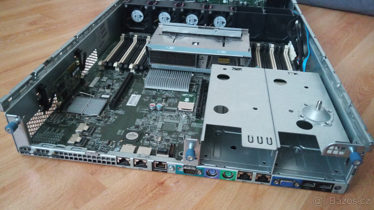 Server HP ProLiant DL380 G7 - 6