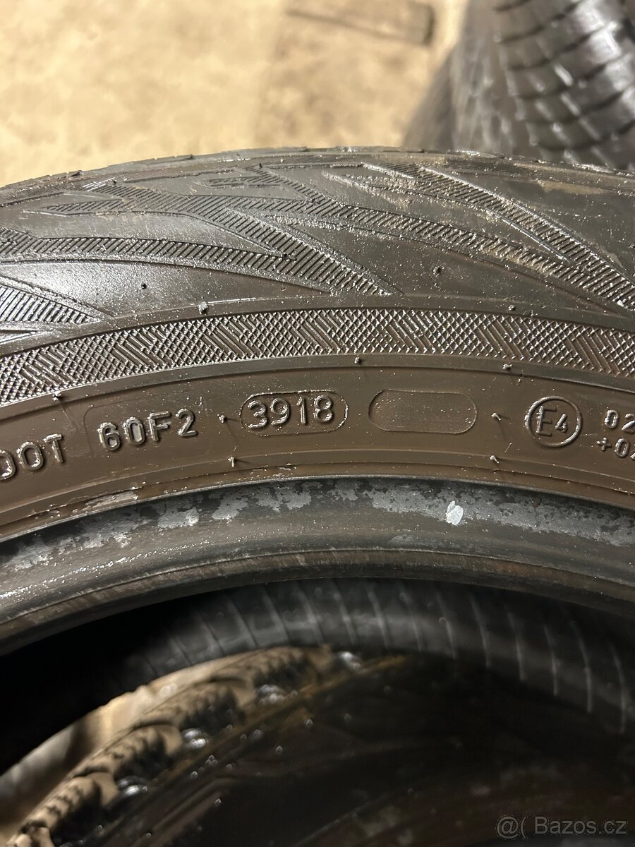 225/60 R17 Nokian zimní - 6