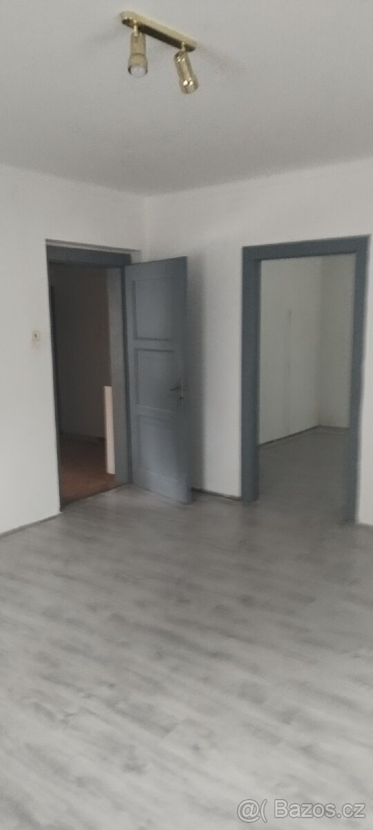 Pronájem bytu - 6