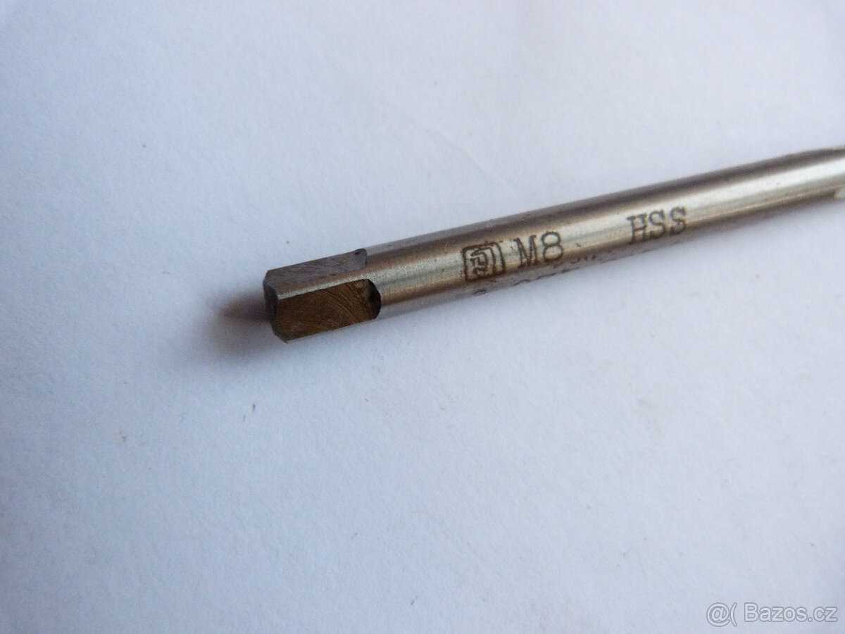 Závitníky a závitová očka NAREX - nové - 6