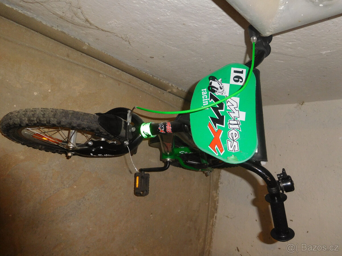 Dívčí kolečkové brusle 35-38, chlapecké kolo 16 - 6