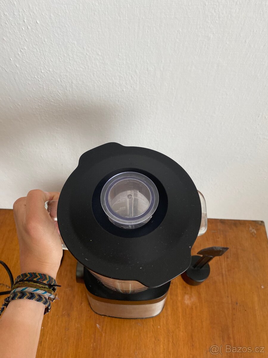 Výkonný stolní mixer philips - skleněná nadoba - 6