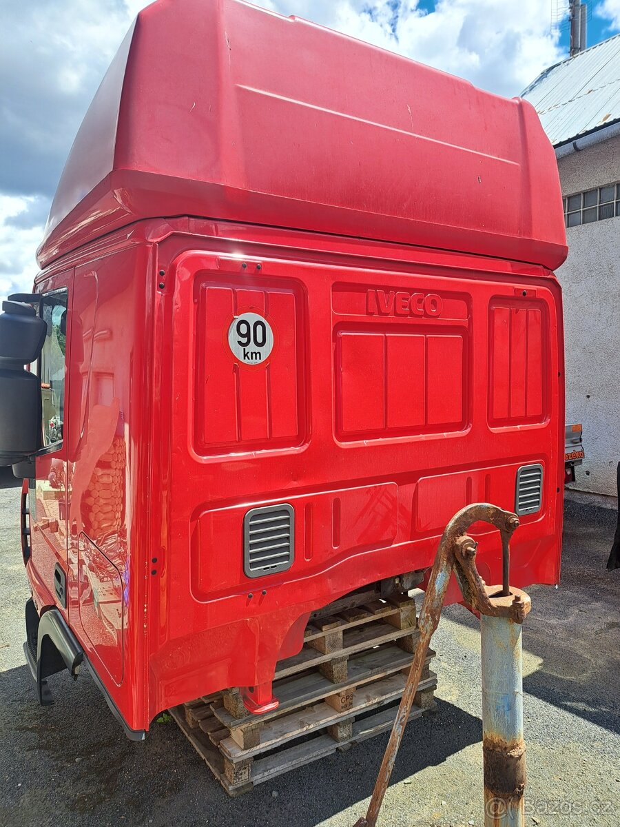 Iveco Eurocargo 7.5E21 E6 r.v. 12/2015 po dílech. - 6