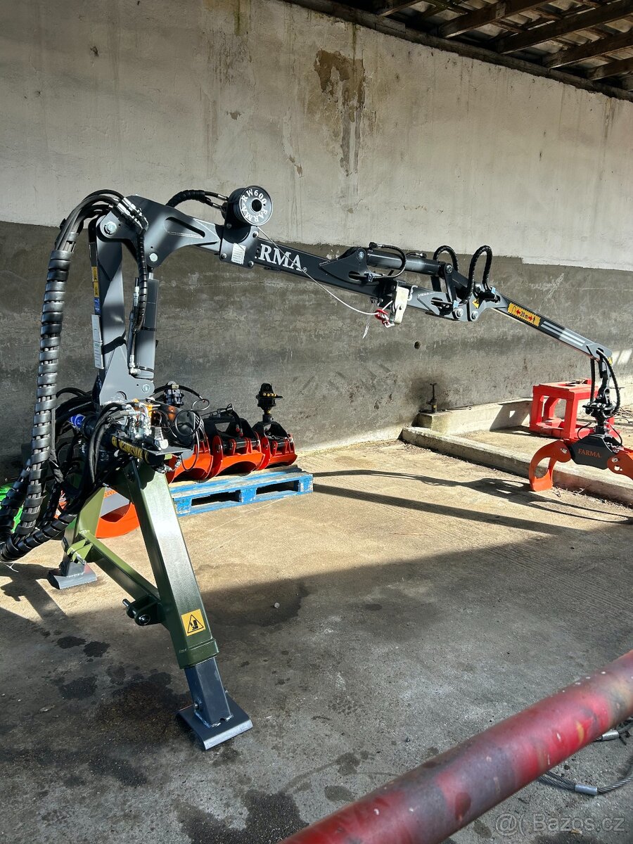 Hydraulická ruka FARMA C38D - 6