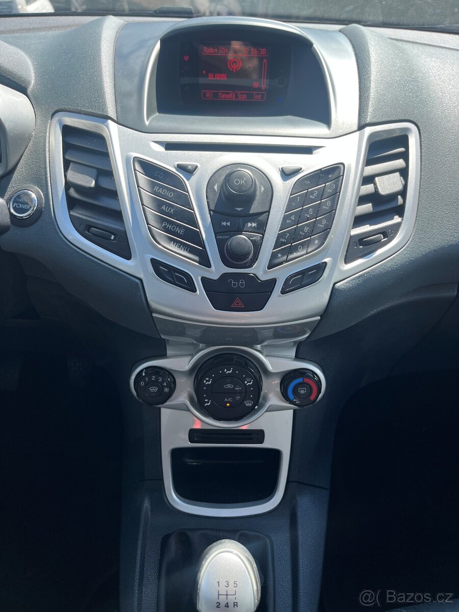 Ford Fiesta 1.4 - 6