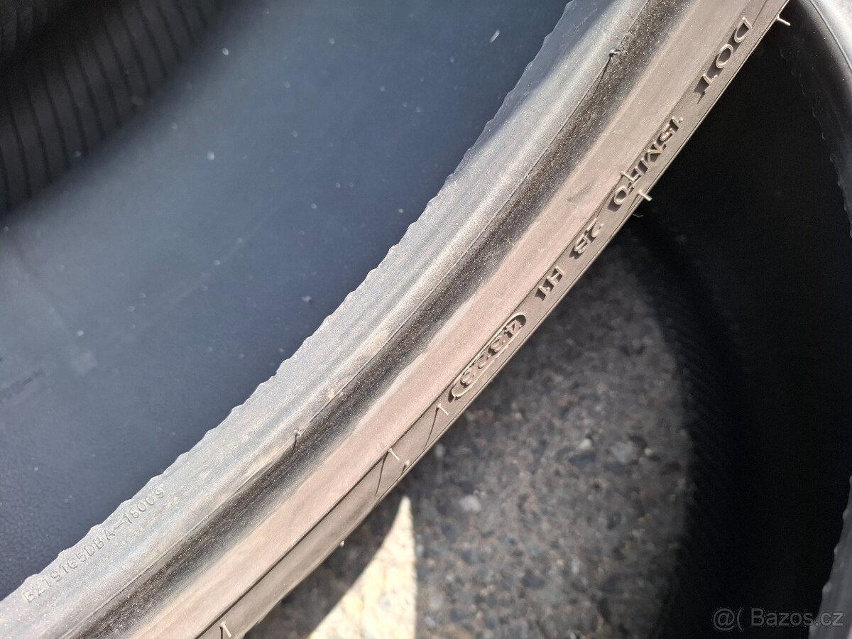 Zánovní pneu letní BMW r19 - 6