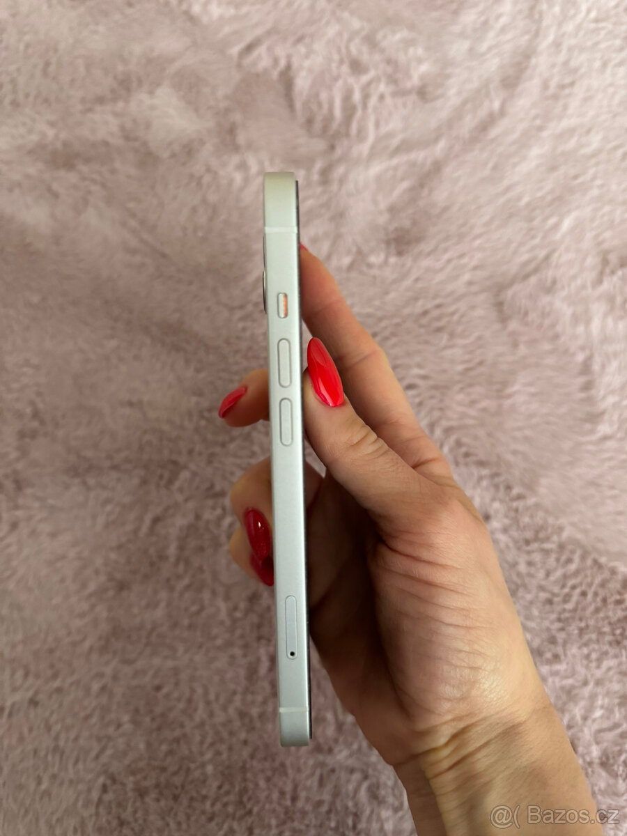 Apple iPhone 13, 128GB - 6