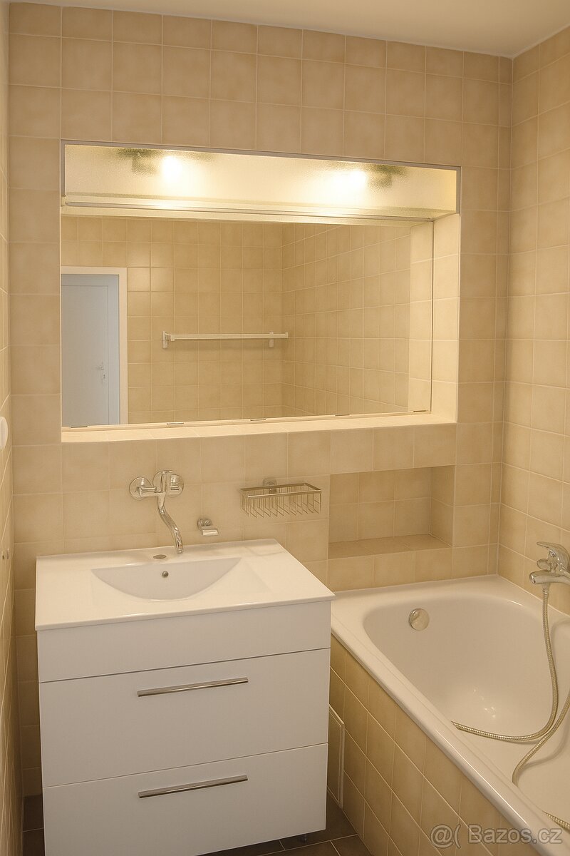 Pronájem bytu 3+1 69 m² Kunešova Praha - 6