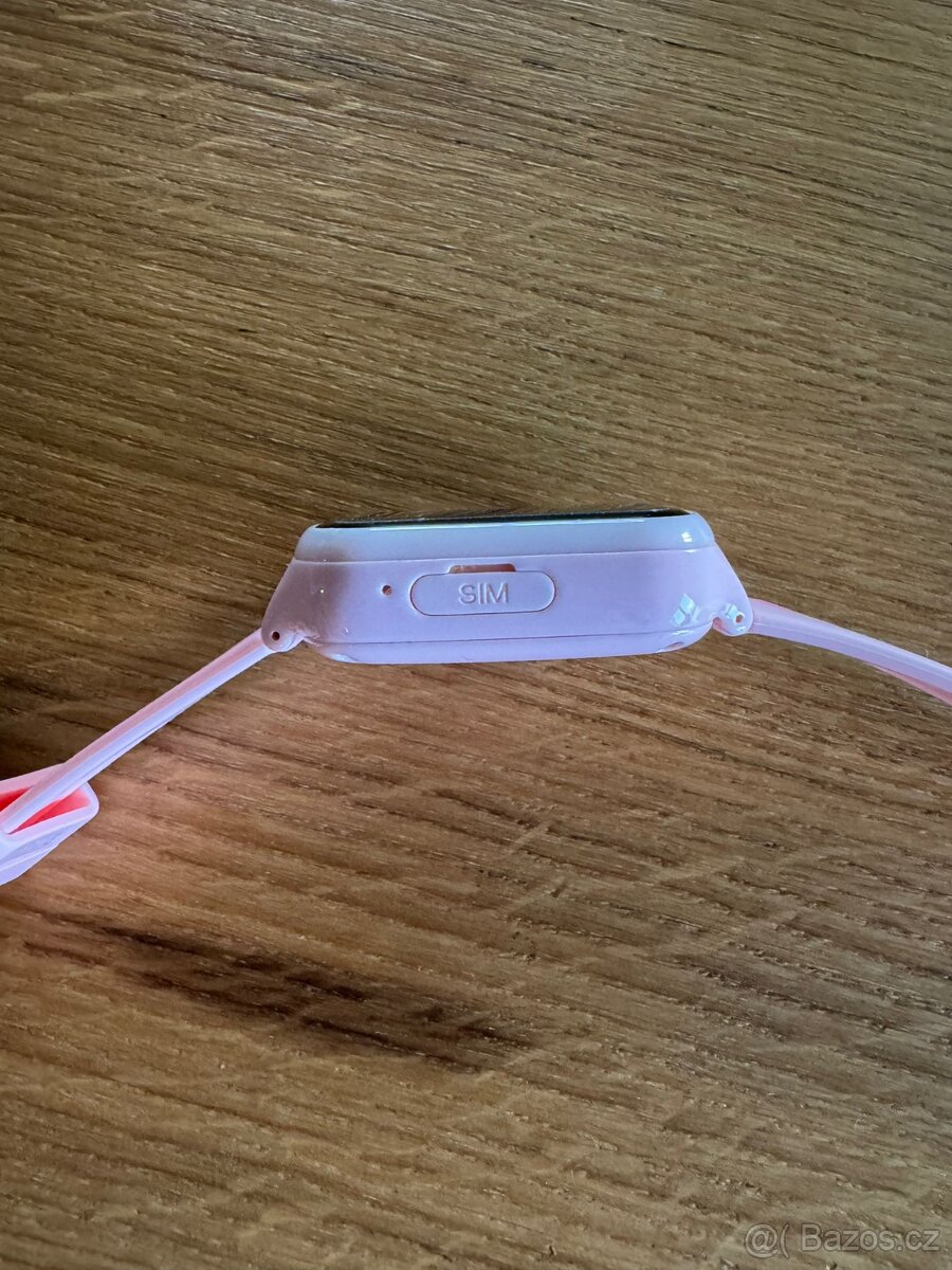 Chytré hodinky Carneo GuardKid+ 4G Platinum, růžové - 6