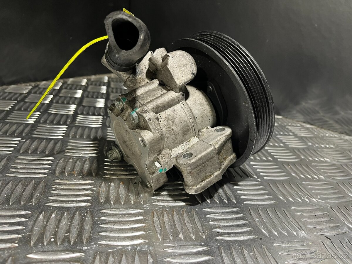 //Čerpadlo Servořízení Mercedes 2.2/2.7/3.0CDI// - 6