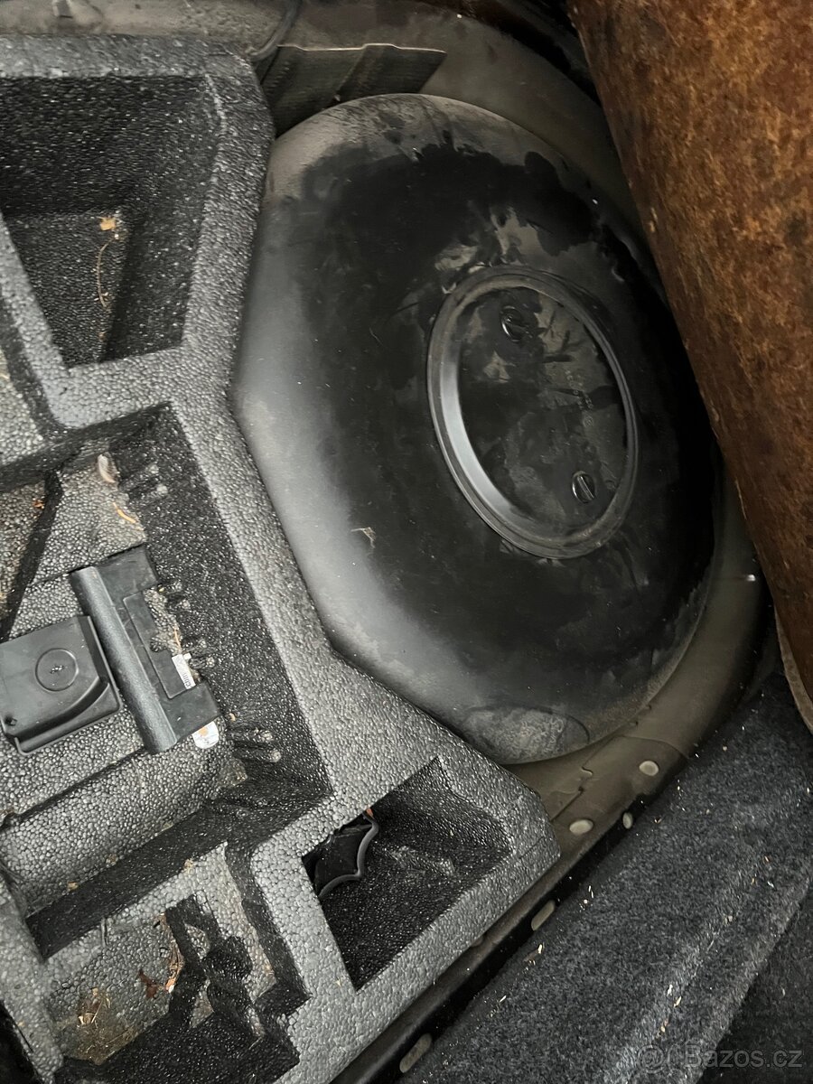 Škoda Octavia 1.6 - 6