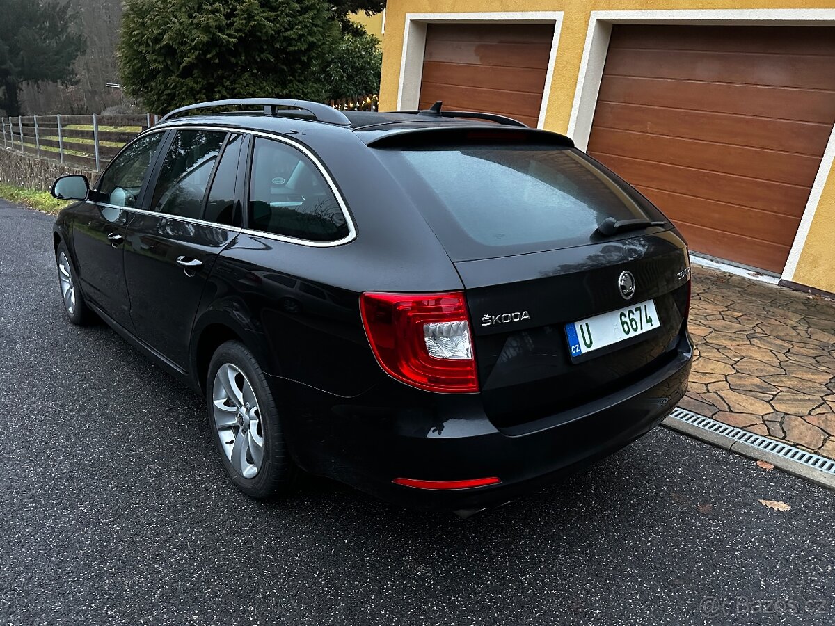 Škoda Superb 2.0tdi Dsg xenon navi alu PDC model 2015 - 6