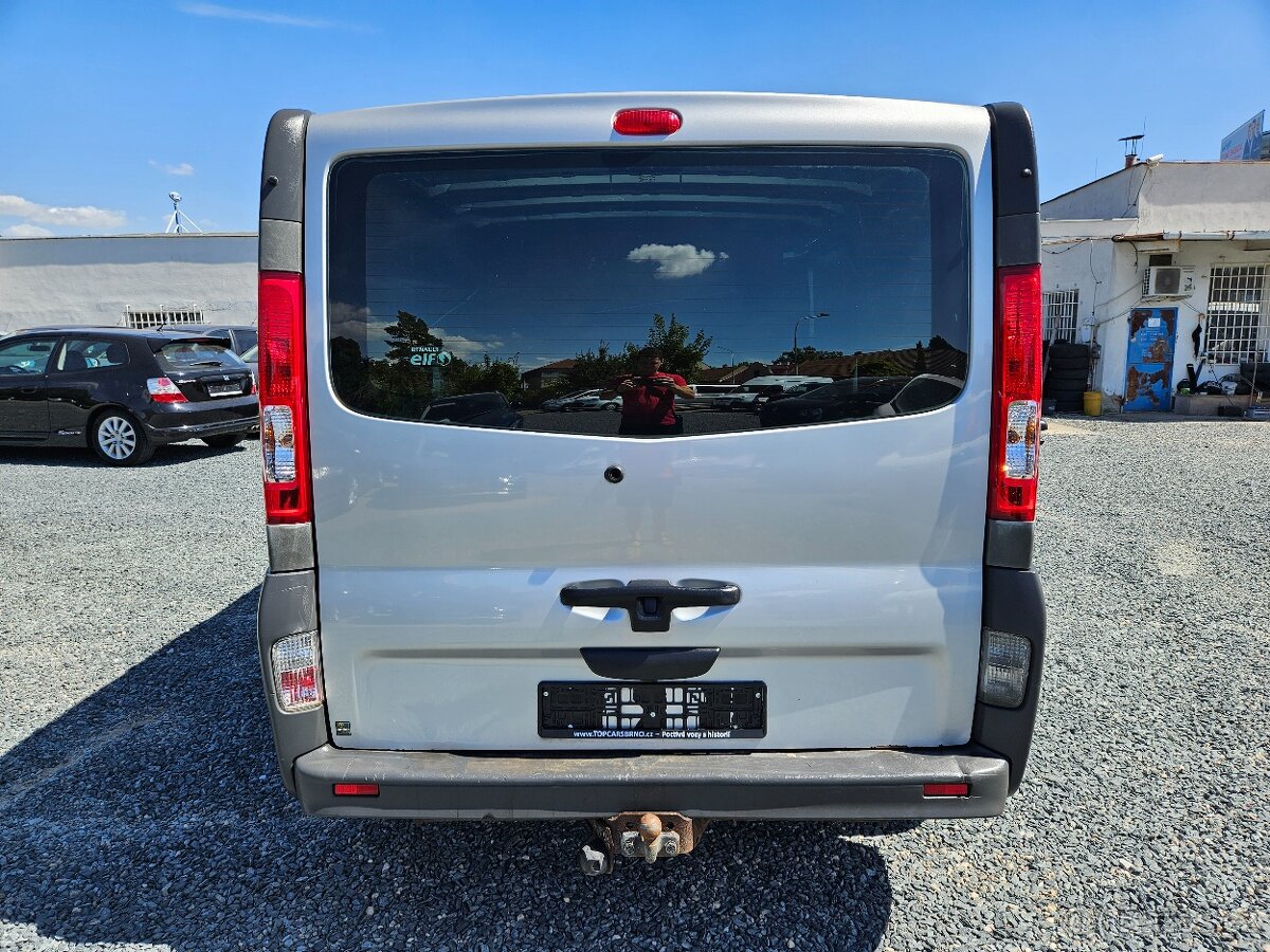 RENAULT TRAFIC 2.5DCI 107KW LONG 2009 VELKÝ SERVIS - 6