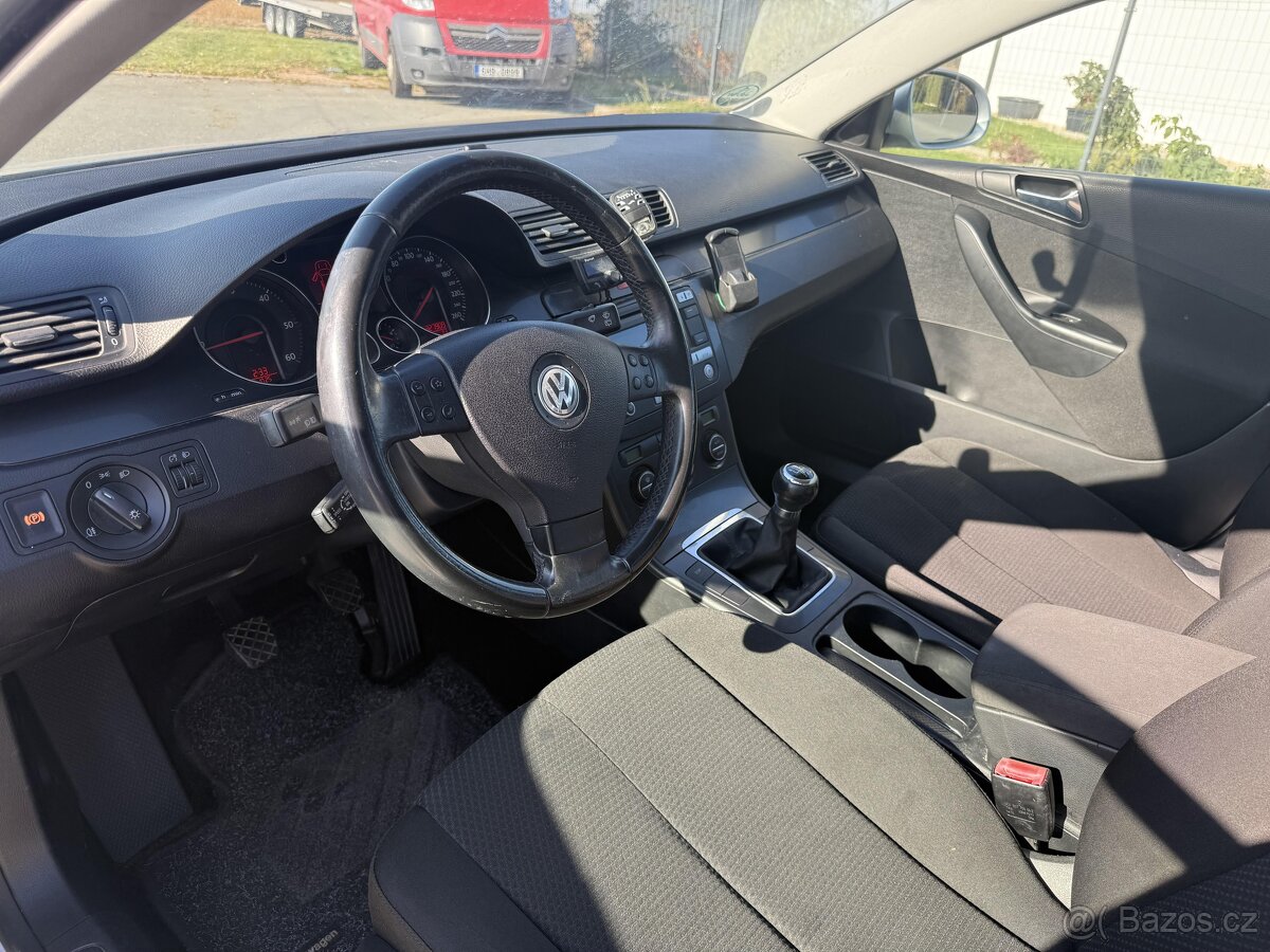 VW Passat B6 1.9tdi 77Kw r.2008 - 6