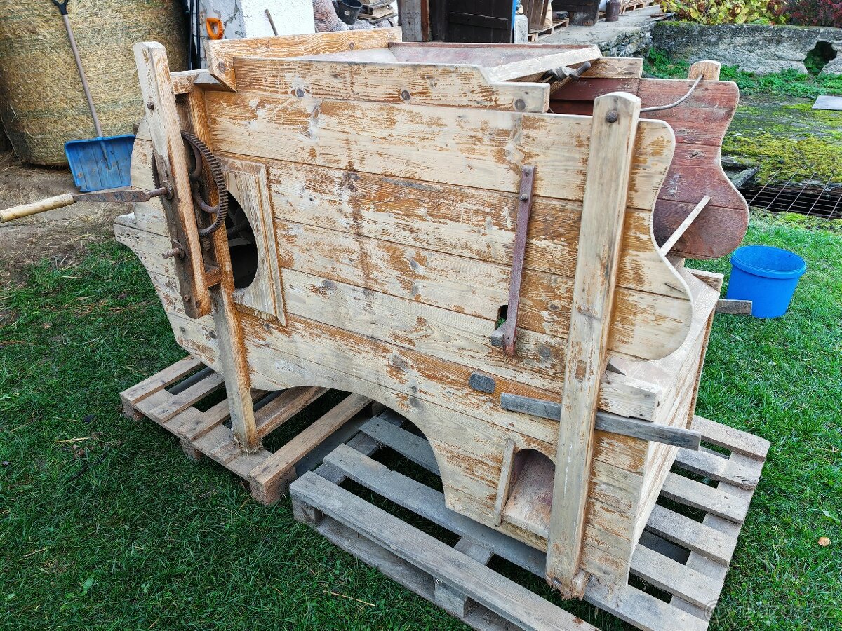 Nabízím historický fukar na obilí - 6