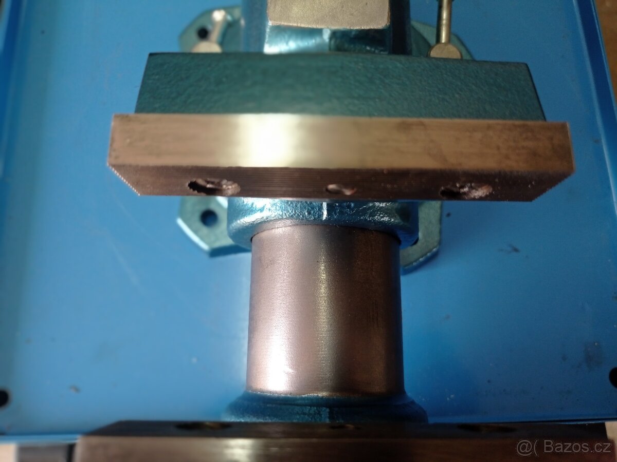 Svěrák York 100L - 6