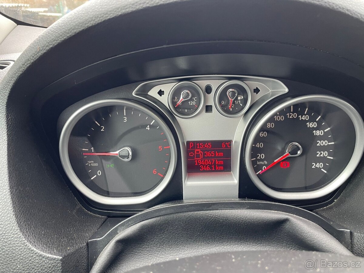 Ford Kuga - 6