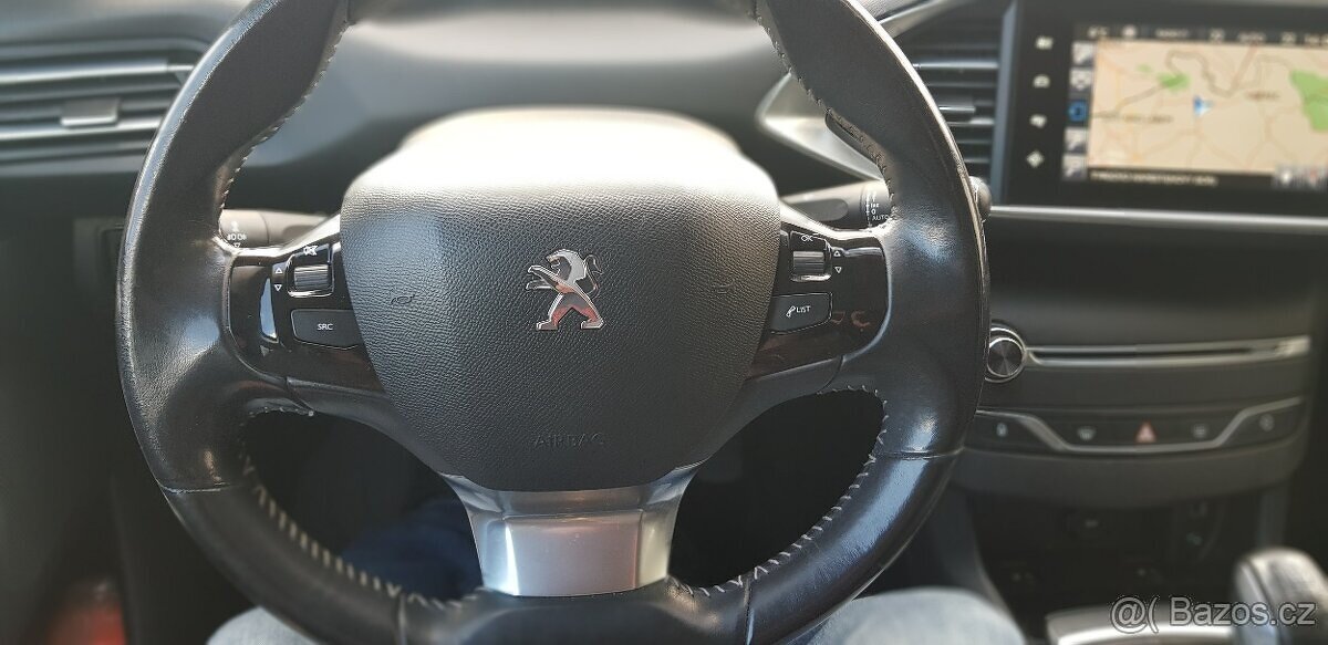 Peugeot 308 1.6 BlueHDi – Hatchback - 6