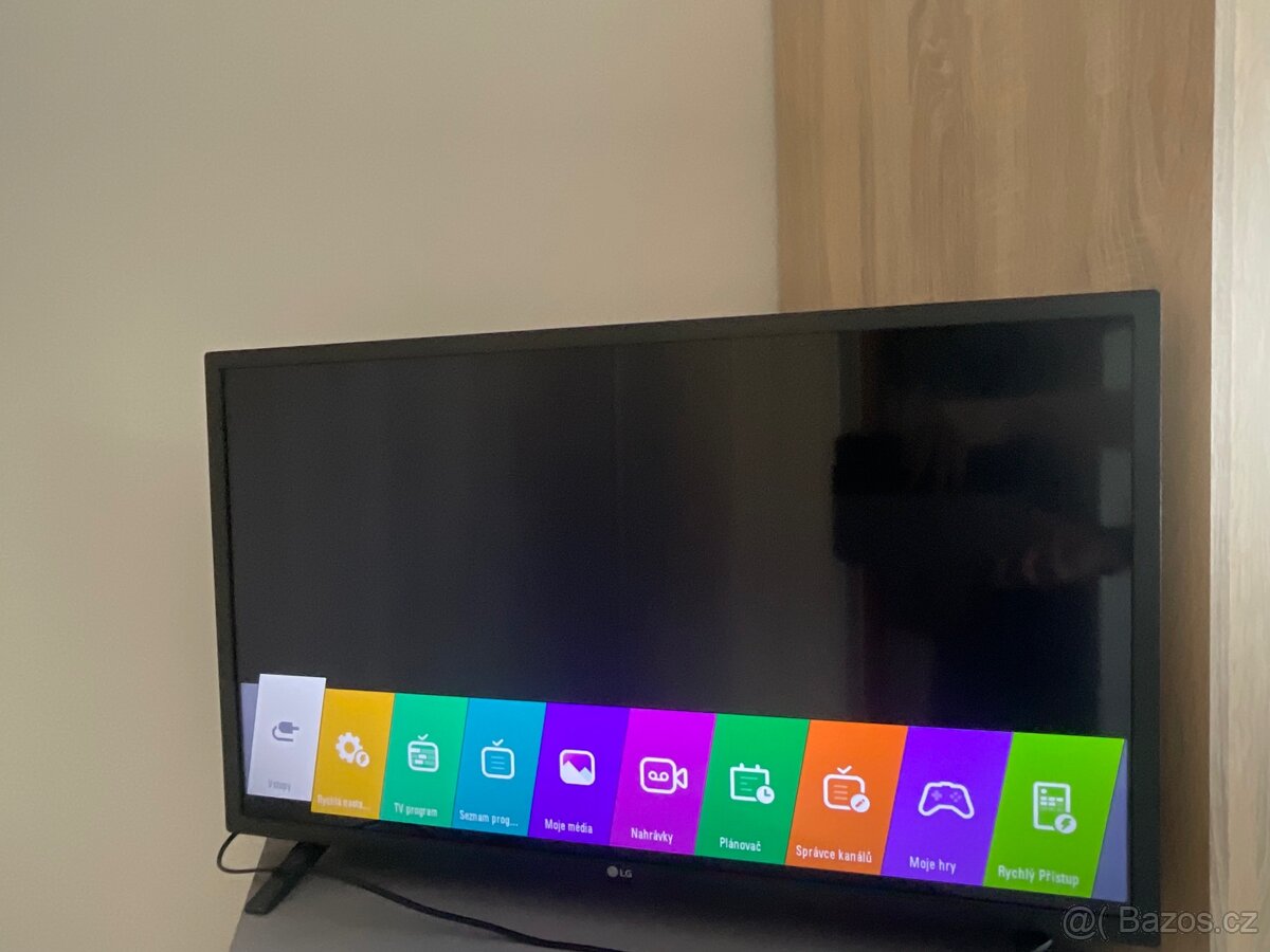 Televize 32" LG 32LM550BPLB - 6