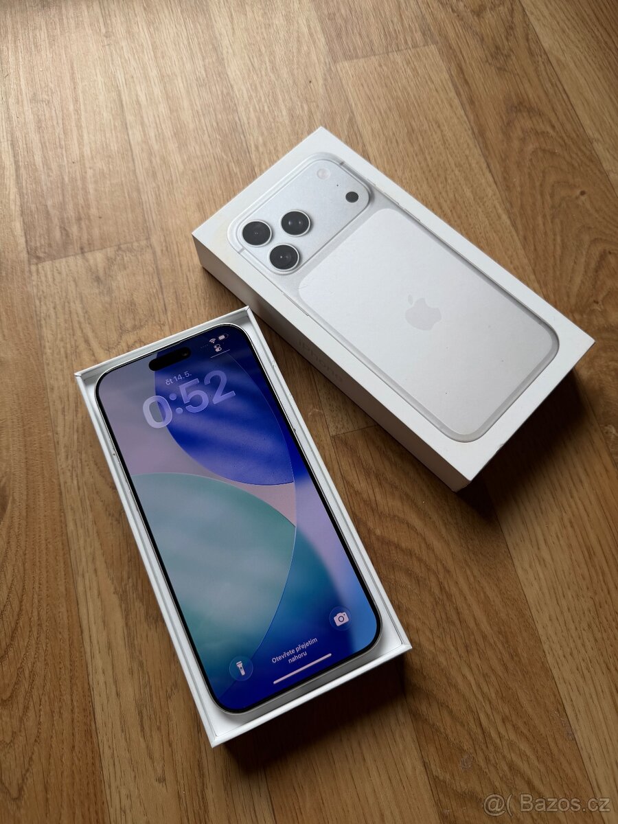 Apple iPhone 17 Pro Max 256GB stříbrný - 6