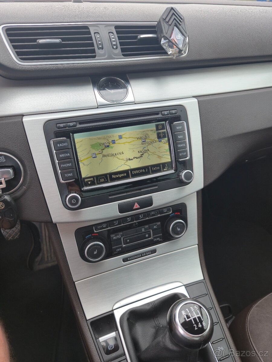 Volkswagen Passat, 2.0 TDI, Highline - 6