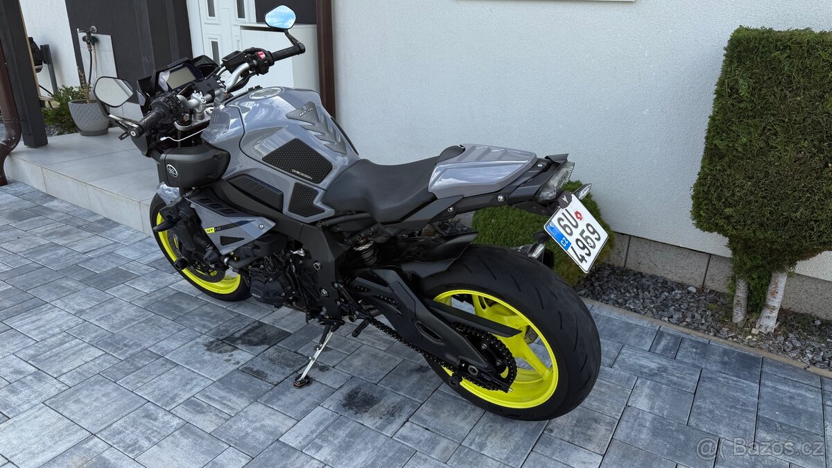 Yamaha MT 10 - 6