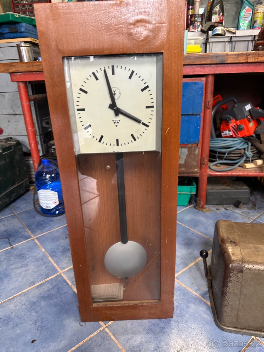 Píchací hodiny matyční hodiny a nástěné hodiny - 6