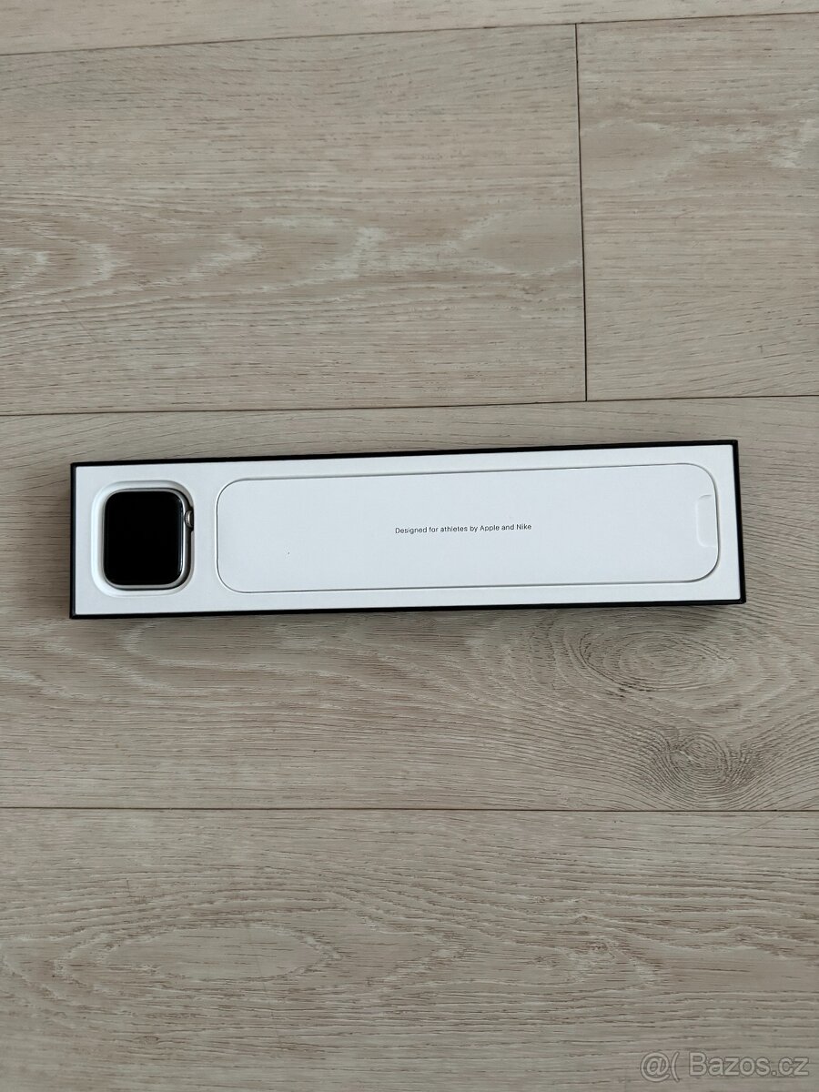 Apple Watch Nike SE 44mm 2020 - 6