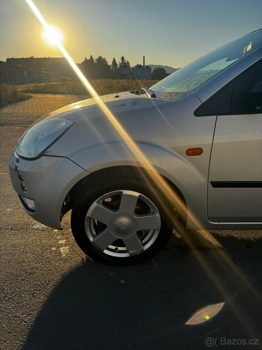 ford fiesta 1.4tdci - 6