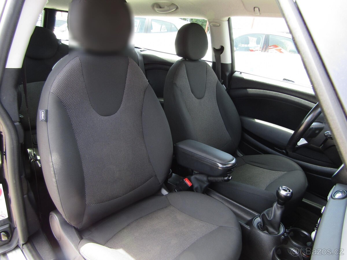 Mini Clubman 1.6 16V , 72 kW benzín, 2010 - 6