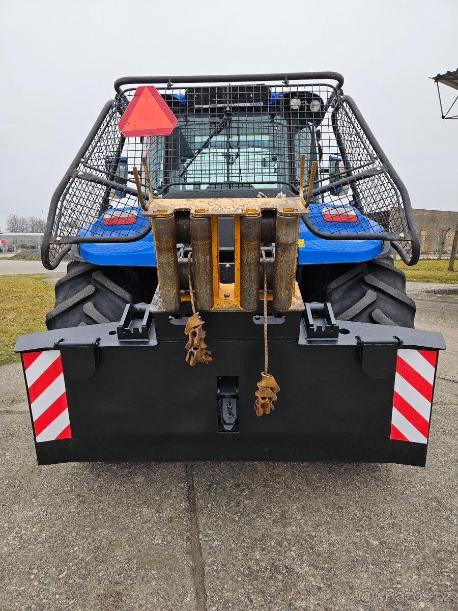 NEW HOLLAND T5.100 s lesní nástavbou - 6