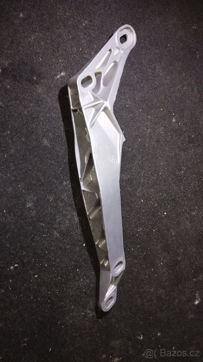 Držák převodovky BMW E30 325ix - 6