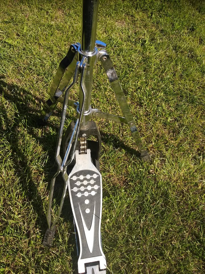 Ruzné potřeby k Bicím. - 6