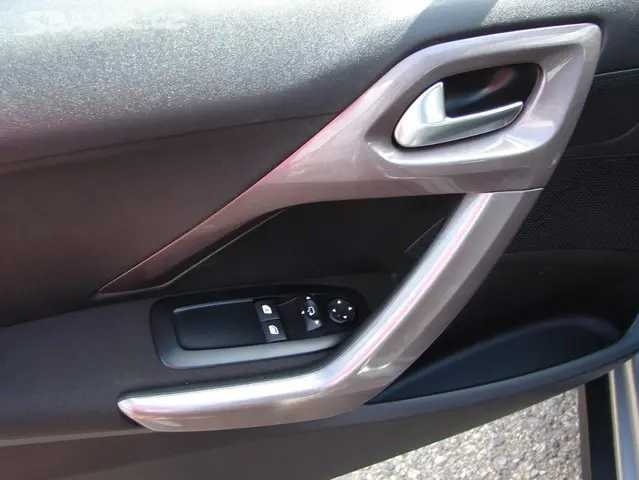 Peugeot 2008 1.4 HDI r.v.2015 2.Maj.serv.kníž.DPH - 6