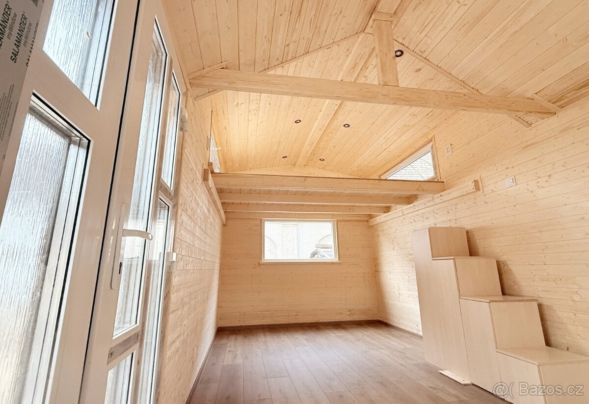 Maringotka s loftem na spaní 7,60x2,96m - 6