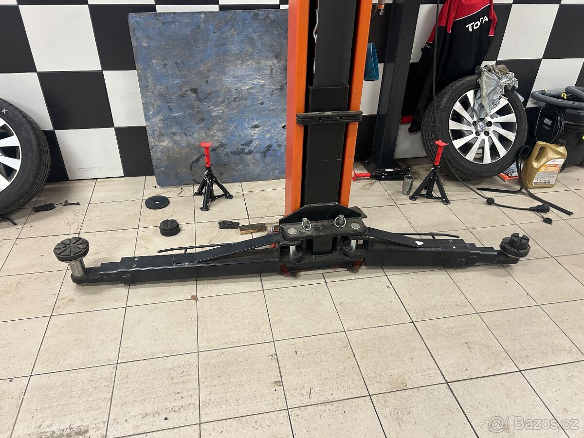 Sloupový zvedák 4200kg - 6