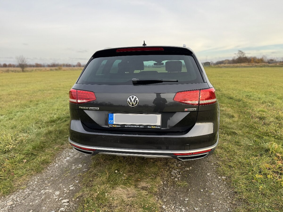 VW Passat Alltrack 2.0 TSI 162 kW 4Motion DSG r.v. 2018 - 6
