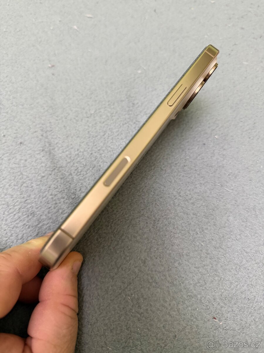 Prodam iphone 16 pro max 256gb zlatý - 6