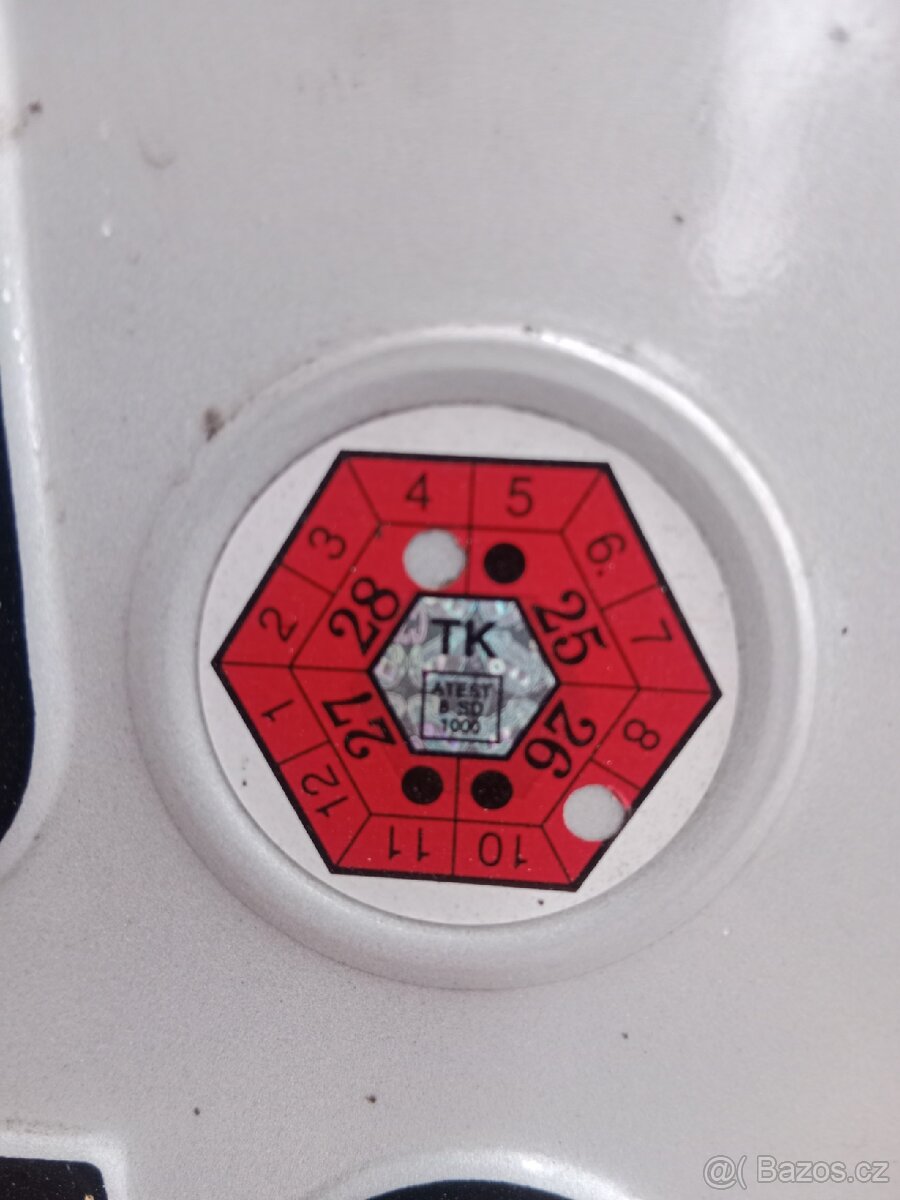 Honda VF 700c Magna - 6