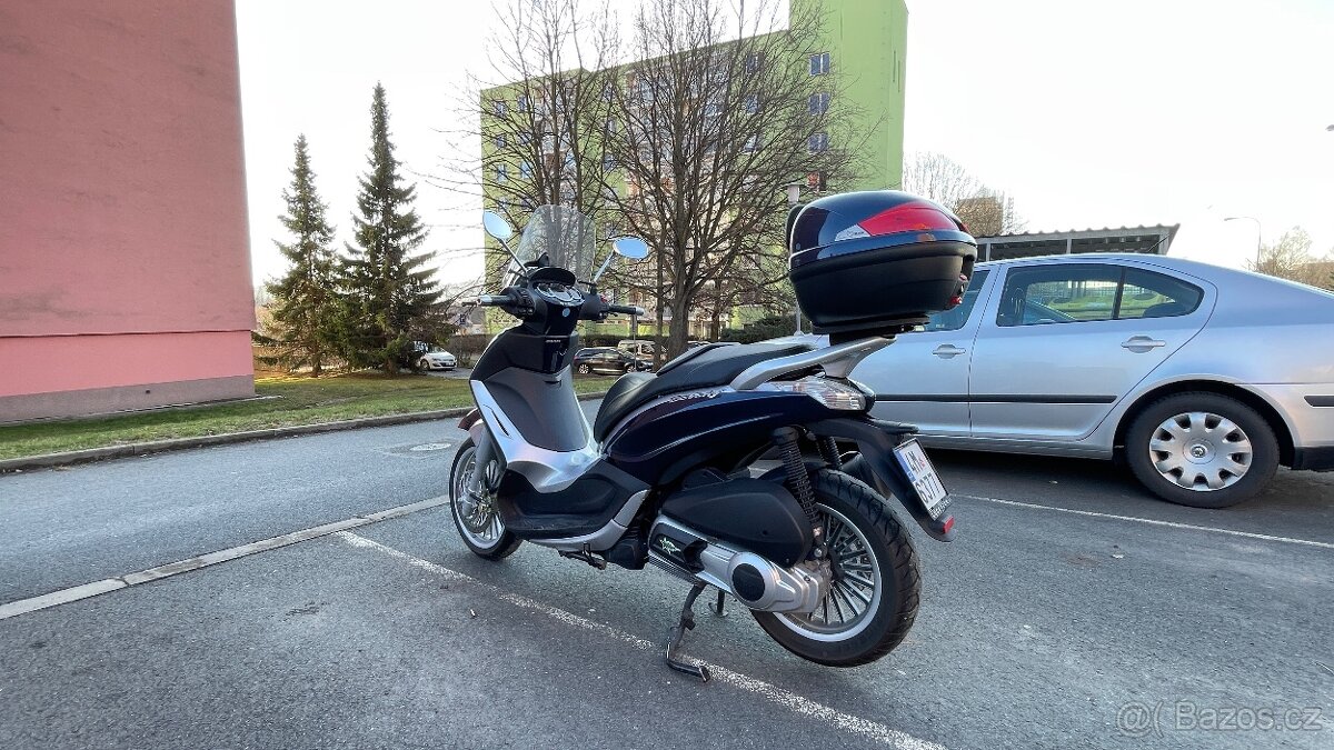 Piaggio Beverly 300 - 6