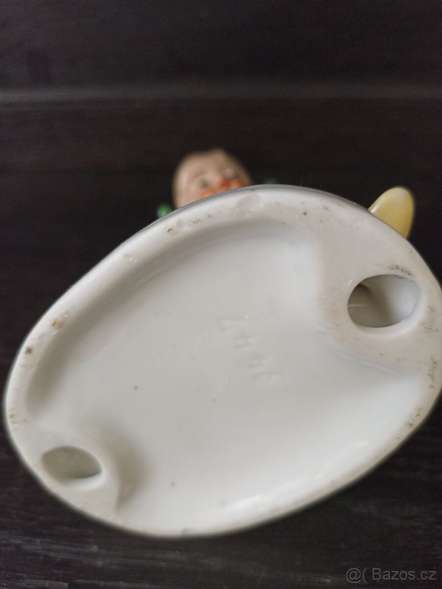 Soška - DĚVČÁTKO S HUSOU A HOUSATY - 6