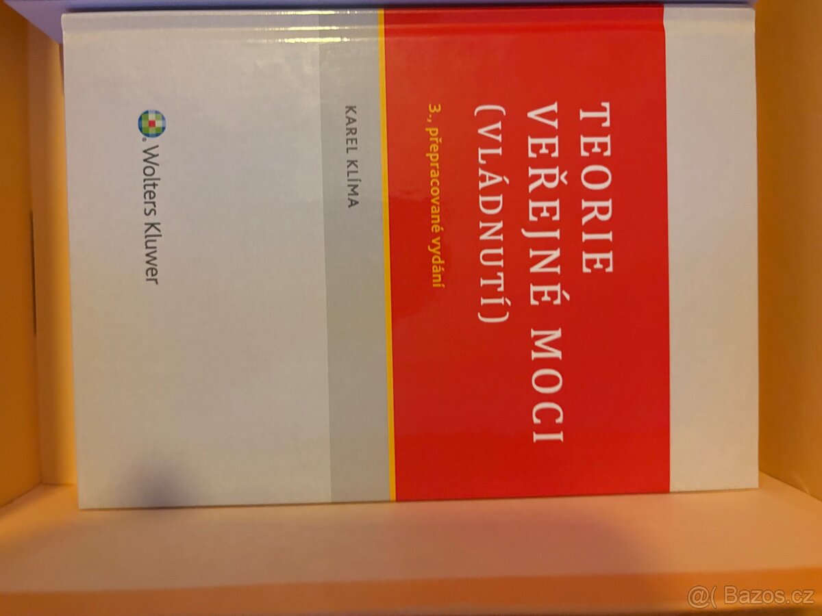 Odborná literatura - právní 18 kusu - 6