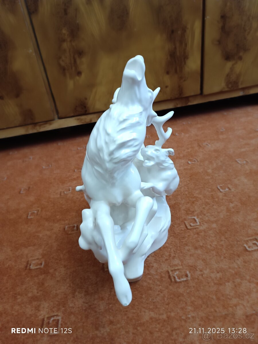 Soška porcelán royal dux štvanice jelen - 6