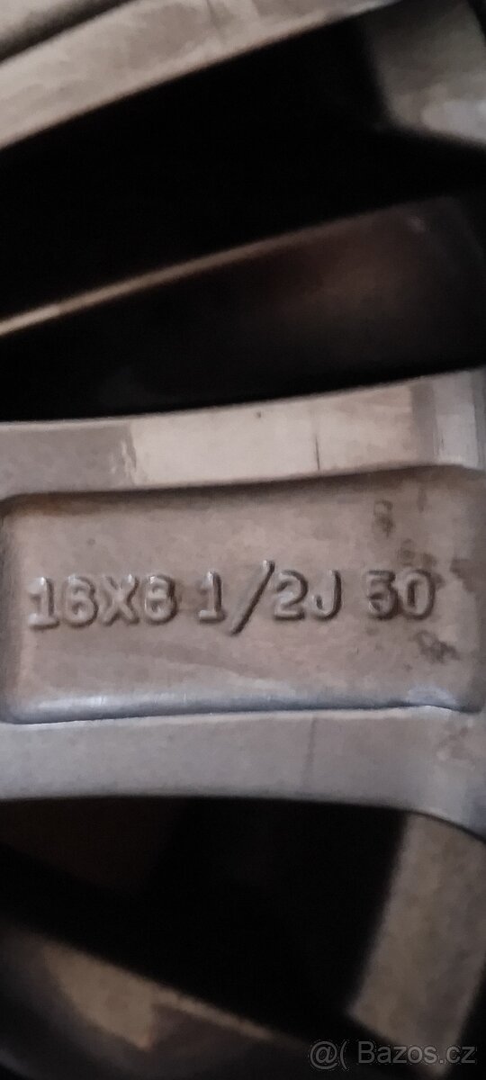 Kola z Mazda cx-3 ,zimní pneu - 6
