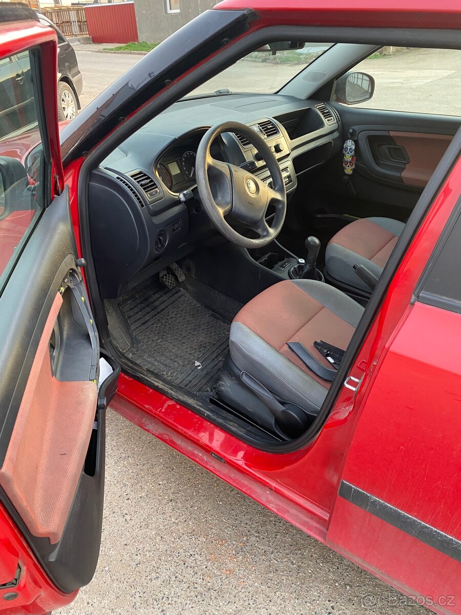 Nahradni dily fabia 2 - 6